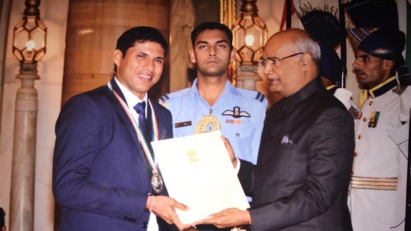 देवेन्द्र झाझड़िया को मिले अवार्ड