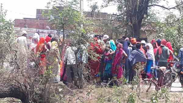 boy died after the dumper hits his bicycle boy died after the dumper hits his bicycle