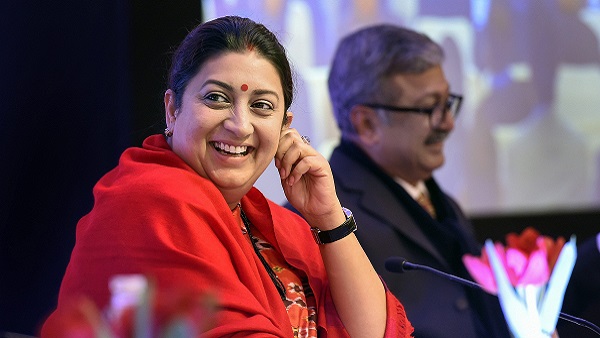 महिला और बाल विकास मंत्री हैं स्मृति ईरानी