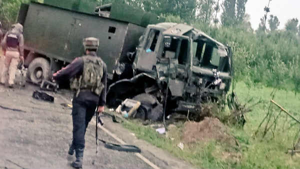 आत्मघाती हमले में शहीद हुए थे 40 जवान