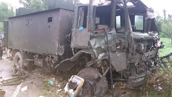 पाकिस्तान ने साझा की इंटेलीजेंस