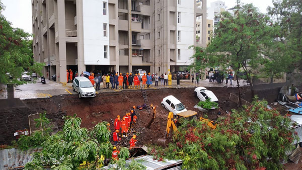 Pune wall collapse, pune, maharashtra, nitish kumar, Devendra Fadnavis, Bihar, accident, पुणे, महाराष्ट्र, नीतीश कुमार, बिहार Pune wall collapse, pune, maharashtra, nitish kumar, Devendra Fadnavis, Bihar, accident, पुणे, महाराष्ट्र, नीतीश कुमार, बिहार