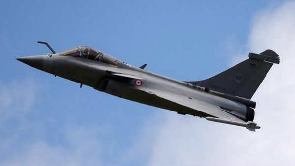 पेरिस में राफेल दफ्तर से कोई डेटा नहीं हुआ चोरी: IAF पेरिस में राफेल दफ्तर से कोई डेटा नहीं हुआ चोरी: IAF