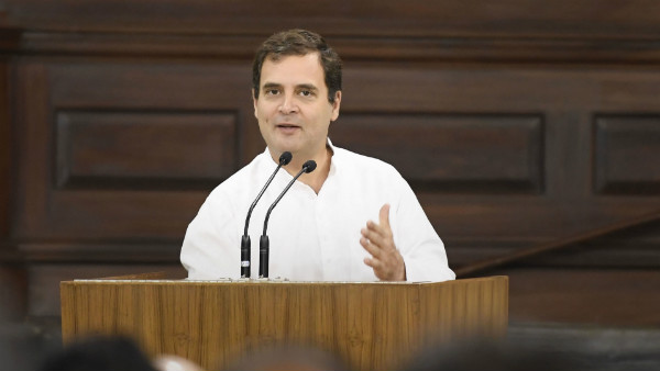 The UP CM is behaving foolishly & needs to release the arrested journalists-Rahul gandhi The UP CM is behaving foolishly & needs to release the arrested journalists-Rahul gandhi