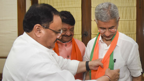 जयशंकर के सेलेक्शन पर विशेषज्ञ खुश