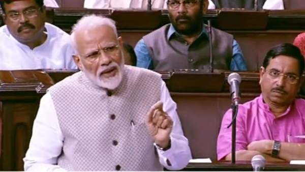 गालिब के नाम पर शेर कह सोशल मीडिया पर फंसे मोदी