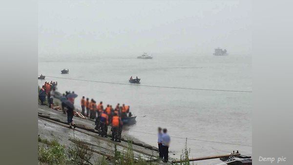 Three Die as Boat Capsizes in Sutlej Near India-Pakistan border Three Die as Boat Capsizes in Sutlej Near India-Pakistan border