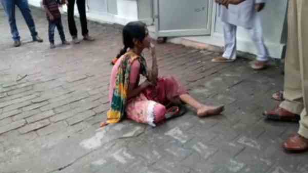 husband beats her wife near sp office husband beats her wife near sp office