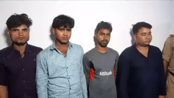 four arrested for misbehaving husband-wife in rampur four arrested for misbehaving husband-wife in rampur