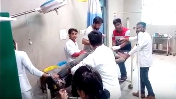 farrukhabad : robbers hospitalised after crime incident farrukhabad : robbers hospitalised after crime incident
