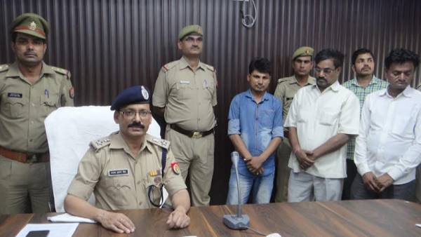 chandauli police arrested three thieves, they active for 20 years and Accused in 400 crimes chandauli police arrested three thieves, they active for 20 years and Accused in 400 crimes