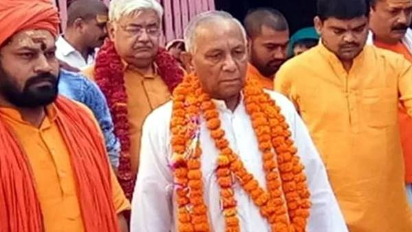 VHP Reacting to Shiv Sena Ayodhya visit, says We have nothing to do with party politics VHP Reacting to Shiv Sena Ayodhya visit, says We have nothing to do with party politics