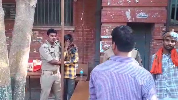 physical attack accused beaten up by people in court campus physical attack accused beaten up by people in court campus