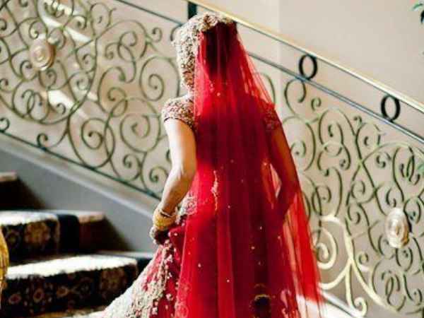 Bride ran away with lover just before marriage Bride ran away with lover just before marriage
