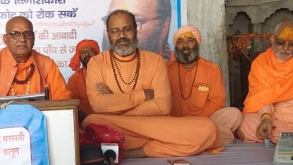 कौन हैं यति नरसिंहानंद सरस्वती