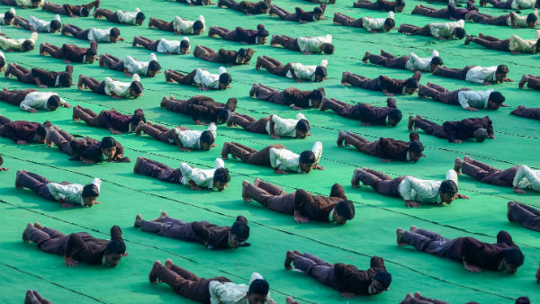 जानिए ईसाई धर्म क्या कहता है योग के बारे में?
