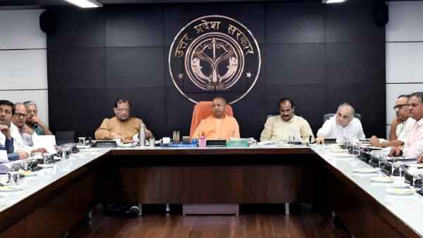 Yogi Adityanath cabinet passes 8 proposals in meeting Yogi Adityanath cabinet passes 8 proposals in meeting