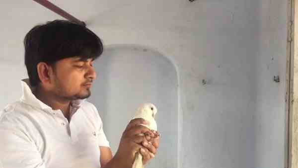 चंदा जोड़कर बनाया अस्पताल
