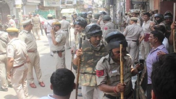 दिल्ली पुलिस जांच को गंभीर
