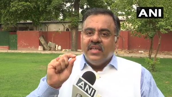 'सिद्धू काम नहीं करना चाहते तो किसी और को दें विभाग'