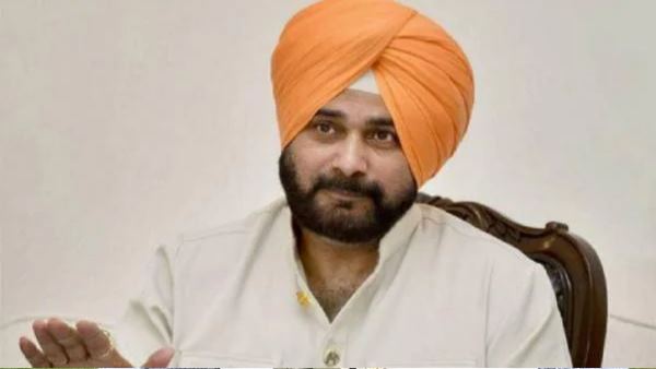 मंत्रालय बदले जाने से नाराज हैं सिद्धू