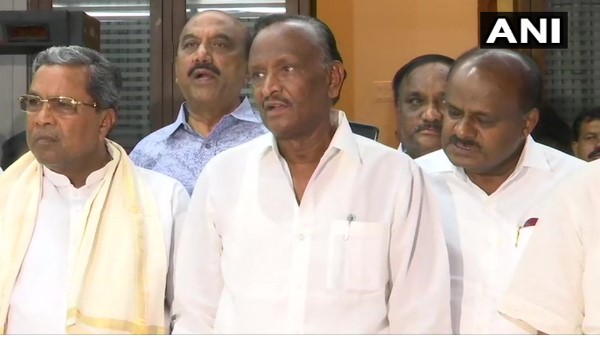 karnataka Congress MLA MTB Nagaraj says I have decided to stay in the party HD Kumaraswamy karnataka Congress MLA MTB Nagaraj says I have decided to stay in the party HD Kumaraswamy