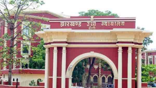 क़ुरआन बांटने के फैसले देने के पीछे कोर्ट की क्या सोच रही होगी?