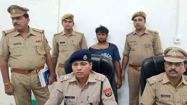 police arrested criminals who looted woman police arrested criminals who looted woman