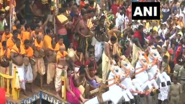 हर साल जुटते हैं लाखों श्रद्धालु