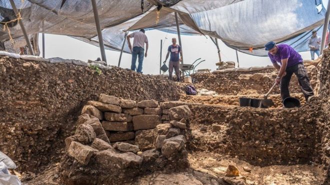 ISRAEL ANTIQUITIES AUTHORITY ISRAEL ANTIQUITIES AUTHORITY
