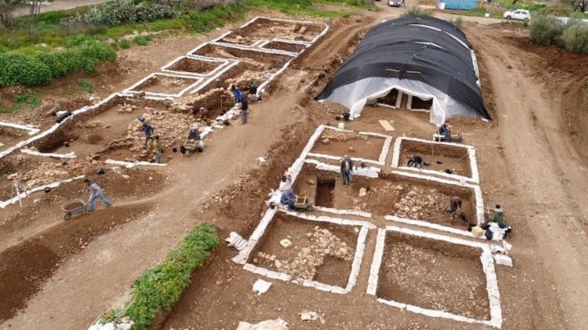 ISRAEL ANTIQUITIES AUTHORITY ISRAEL ANTIQUITIES AUTHORITY