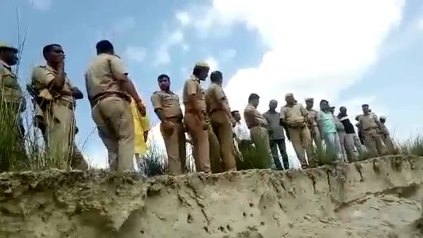 प्रदेश के डीजीपी से भी गुहार लगाई