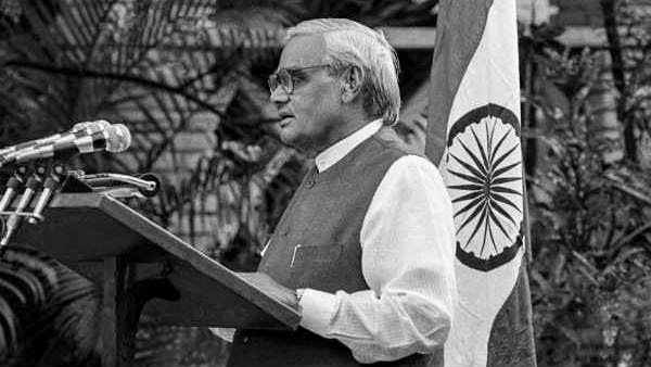 ऑपरेशन पराक्रम में शहीद 798 सैनिक