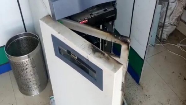 सीसीटीवी कैमरे से छेड़छाड़ भी की थी