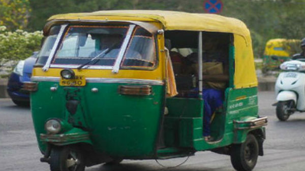 मुंबई: ऑटो रिक्शा चालकों ने हड़ताल वापस ली मुंबई: ऑटो रिक्शा चालकों ने हड़ताल वापस ली