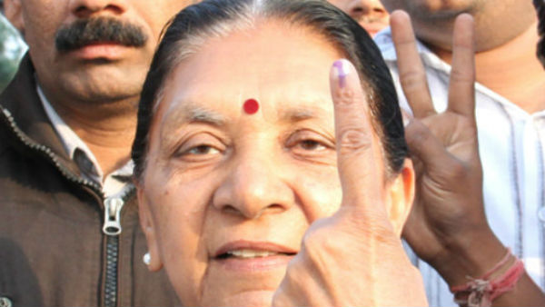 आनंदी का पूरा नाम आनंदी बेन जेठाभाई पटेल है....