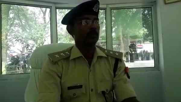 सप्लाई के लिए होता था शिव सेना लिखी गाड़ी का इस्तेमाल