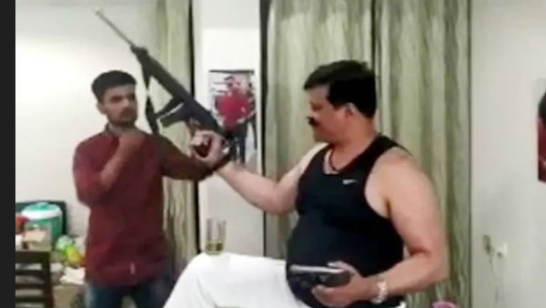 तीन पिस्टल और एक रायफल के साथ दिखे थे चैंपियन