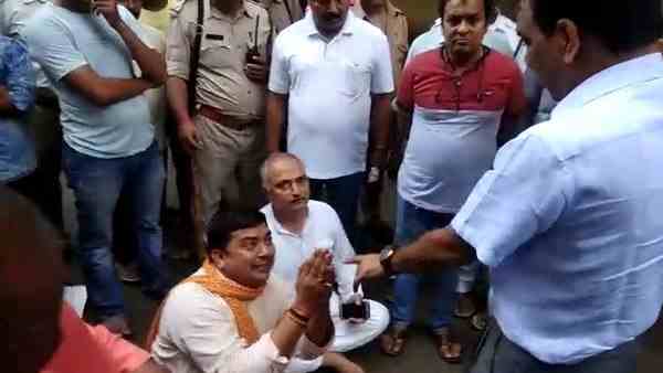 एएसपी बोले- कोई दुवर्यव्हार नहीं हुआ