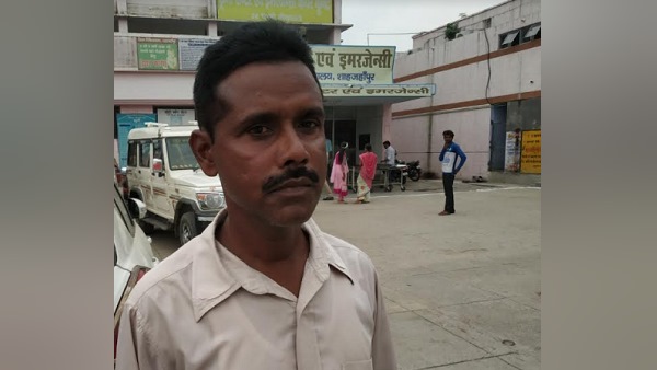medical college principal beaten worker in shahjahanpur medical college principal beaten worker in shahjahanpur
