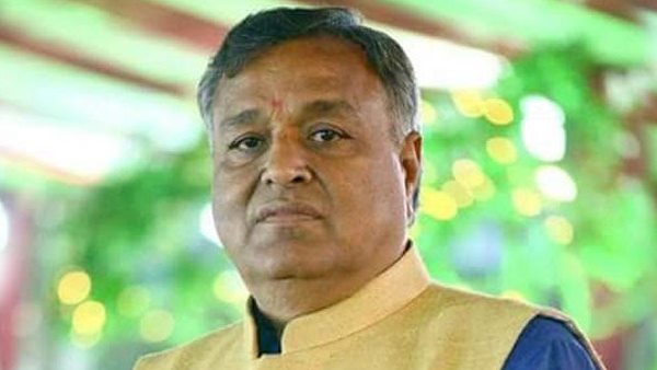 जंगल में हो रहे खनन को लेकर पीआईएल दायर की थी