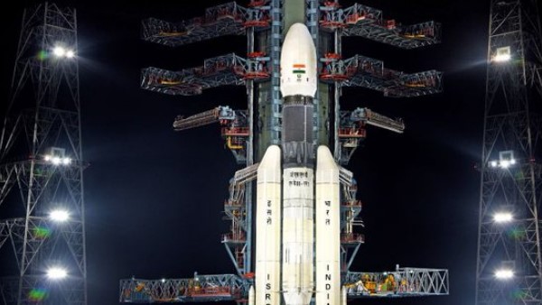 ISRO calls off Chandrayaan 2 launch, technical snag observed in launch vehicle system ISRO calls off Chandrayaan 2 launch, technical snag observed in launch vehicle system