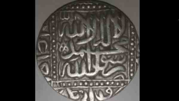 children found ancient coins of the mughal sultanate period children found ancient coins of the mughal sultanate period