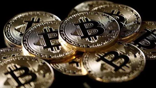 Another cryptocurrency racket busted in Gujarat, three held Another cryptocurrency racket busted in Gujarat, three held