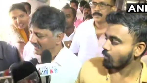 Karnataka: on the resignation of Congress- jds MLA, DK Shivakumar said Nobody will resign Karnataka: on the resignation of Congress- jds MLA, DK Shivakumar said Nobody will resign