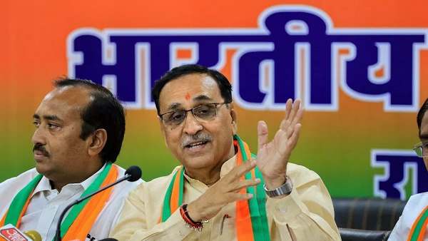 लालच देकर धर्म बदलवाने के खिलाफ सरकार ने बनाया कानून