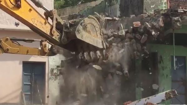 masque wall collapse during namaz two dead masque wall collapse during namaz two dead