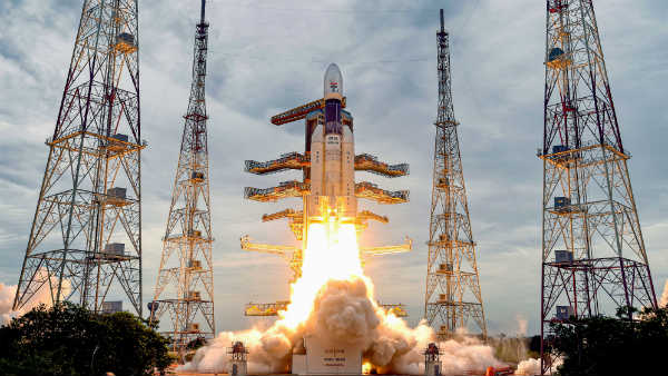 वैज्ञानिकों को बधाइयों का तांता