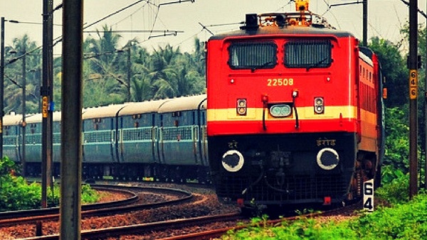 डायवर्ट किए गए इन ट्रेनों के रूट