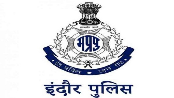 मना करने पर किया धारदार हथियार से वार